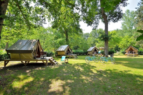 Camping Seasonova Etang de la Vallée