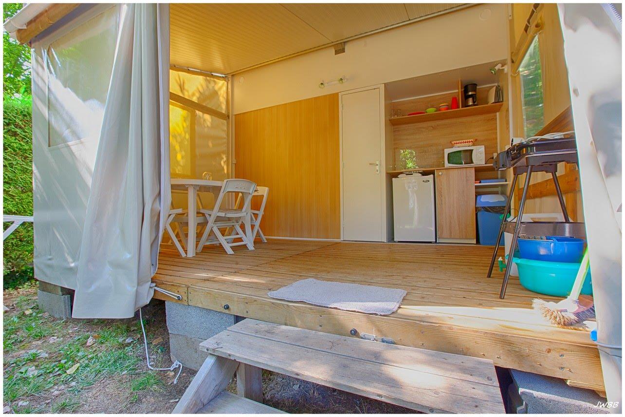 Accommodation - Tithome Au Parc Longue Lègue - 4.10M X 5.20M - Dimanche - Camping Saint-Pal