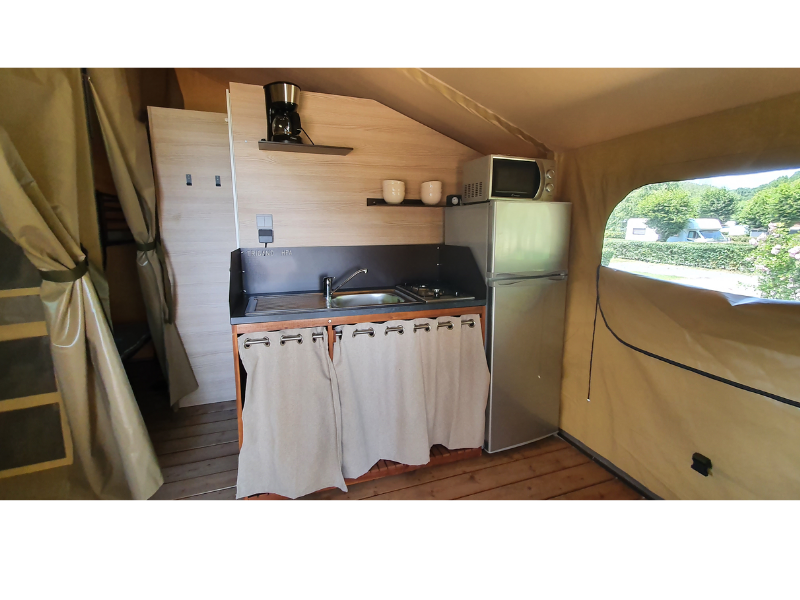 Location - Lodge Confort Meublée 32M² - Sanitaires - Grande Terrasse Couverte Face Aux Étangs Et Bbq - 2 Ch - - Camping Risle et Seine - Domaine des Etangs