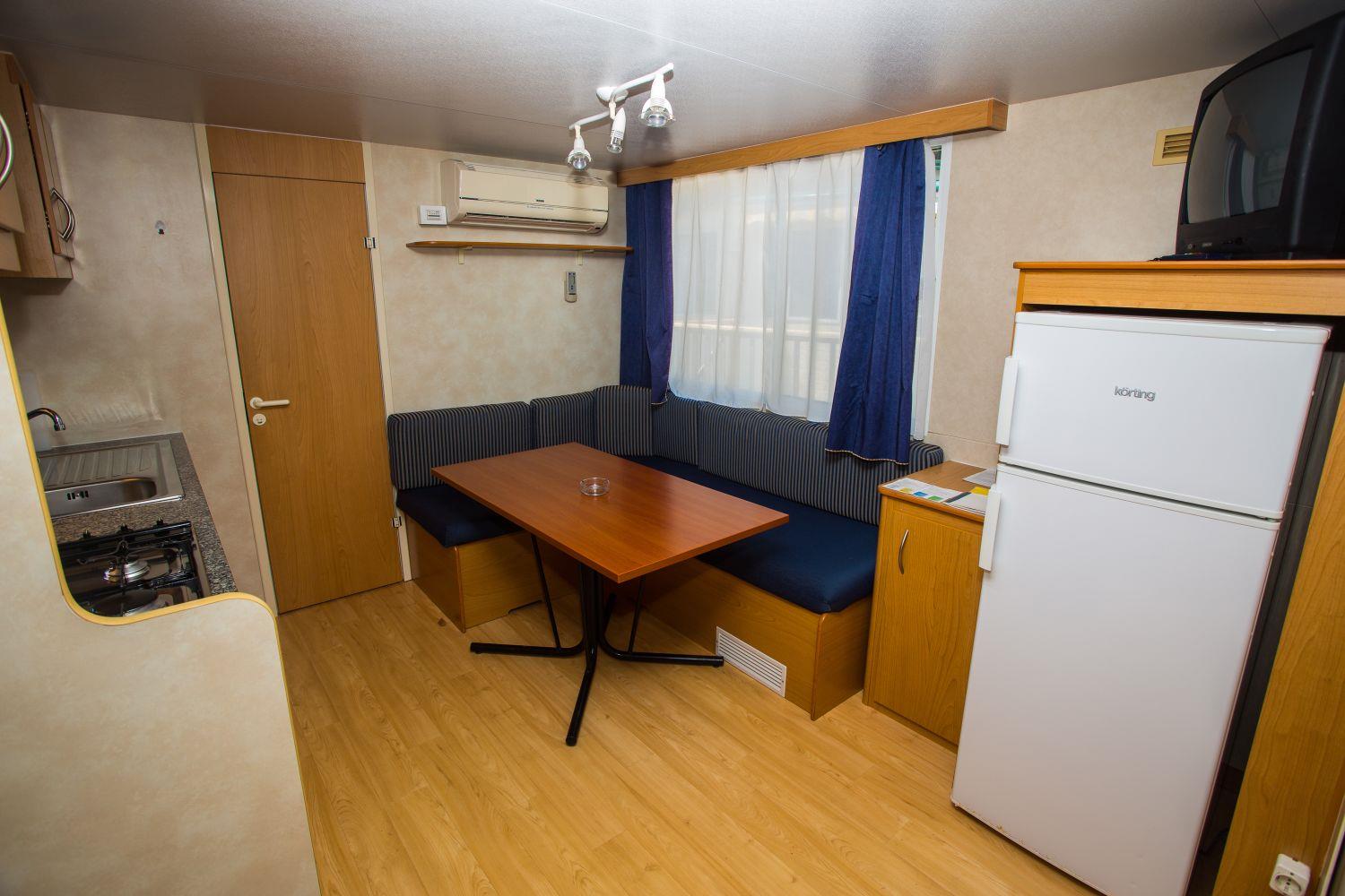 Accommodation - Two Bedroom Mobile Home Sea Side - Arena Medulin