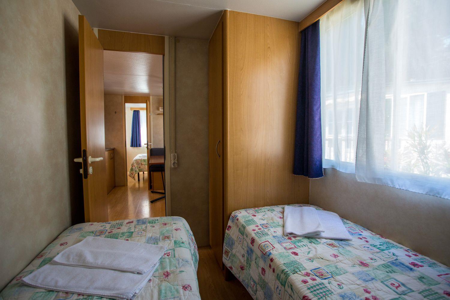 Accommodation - Two Bedroom Mobile Home Sea Side - Arena Medulin