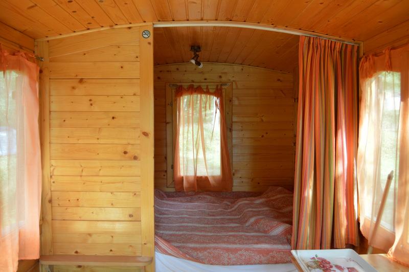 Location - Roulotte - Camping du Mettey****