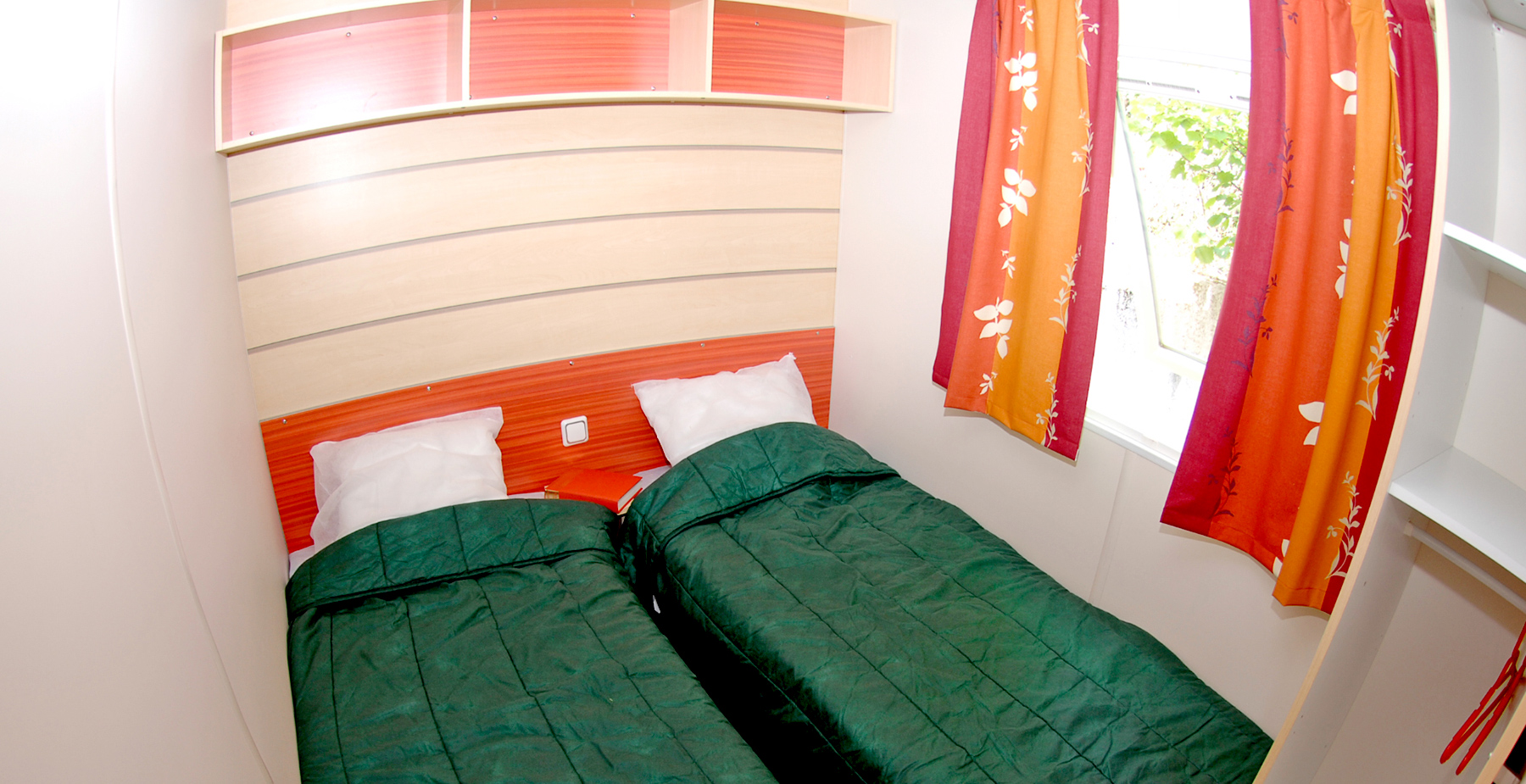 Location - Mobil Home Titania - 3 Chambres - 29.70M² - - Camping les Fontaines