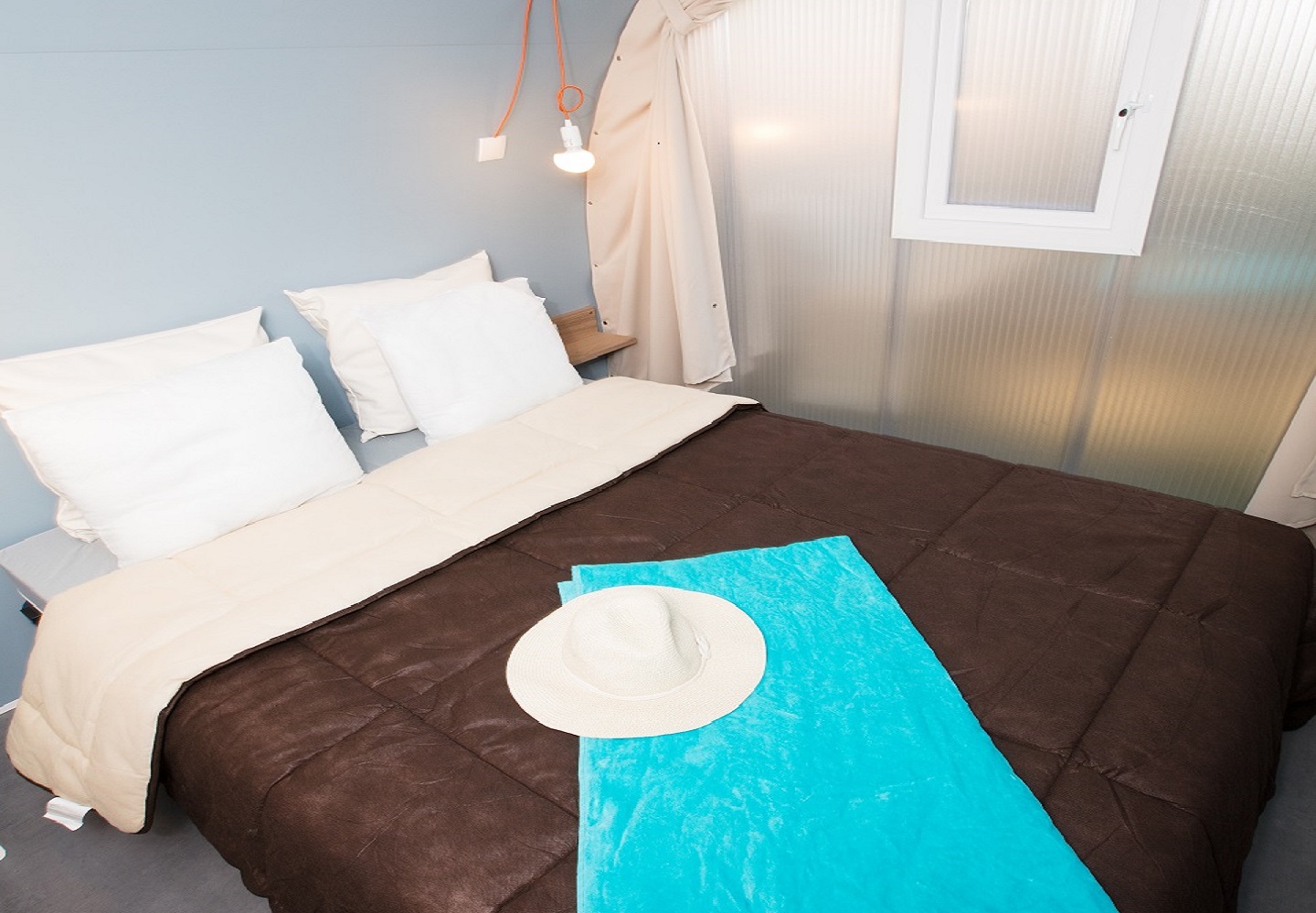 Mietunterkunft - Coco Sweet - 2 Schlafzimmer - 16.75M² - - Camping les Fontaines