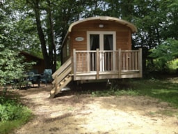 Location - Roulotte Standard 20M² (2 Chambres) - Salon De Jardin - Flower Camping La Sagne