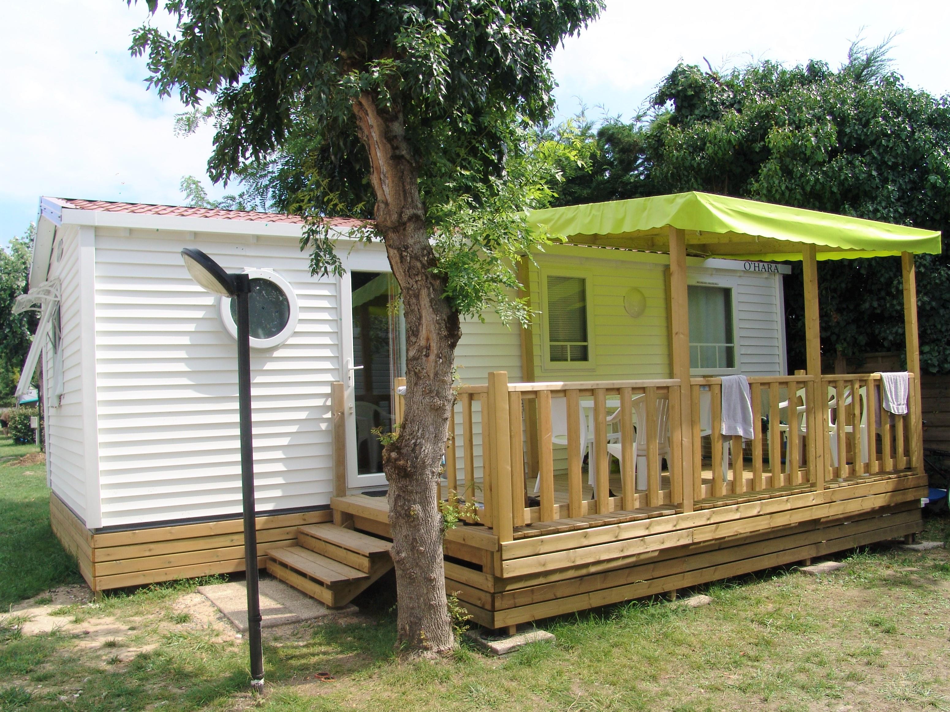 Accommodation - Chalet Bien-Etre 3 Bedrooms 29,7M² With Half-Covered Wooden Terrace - Camping Au Pigeonnier