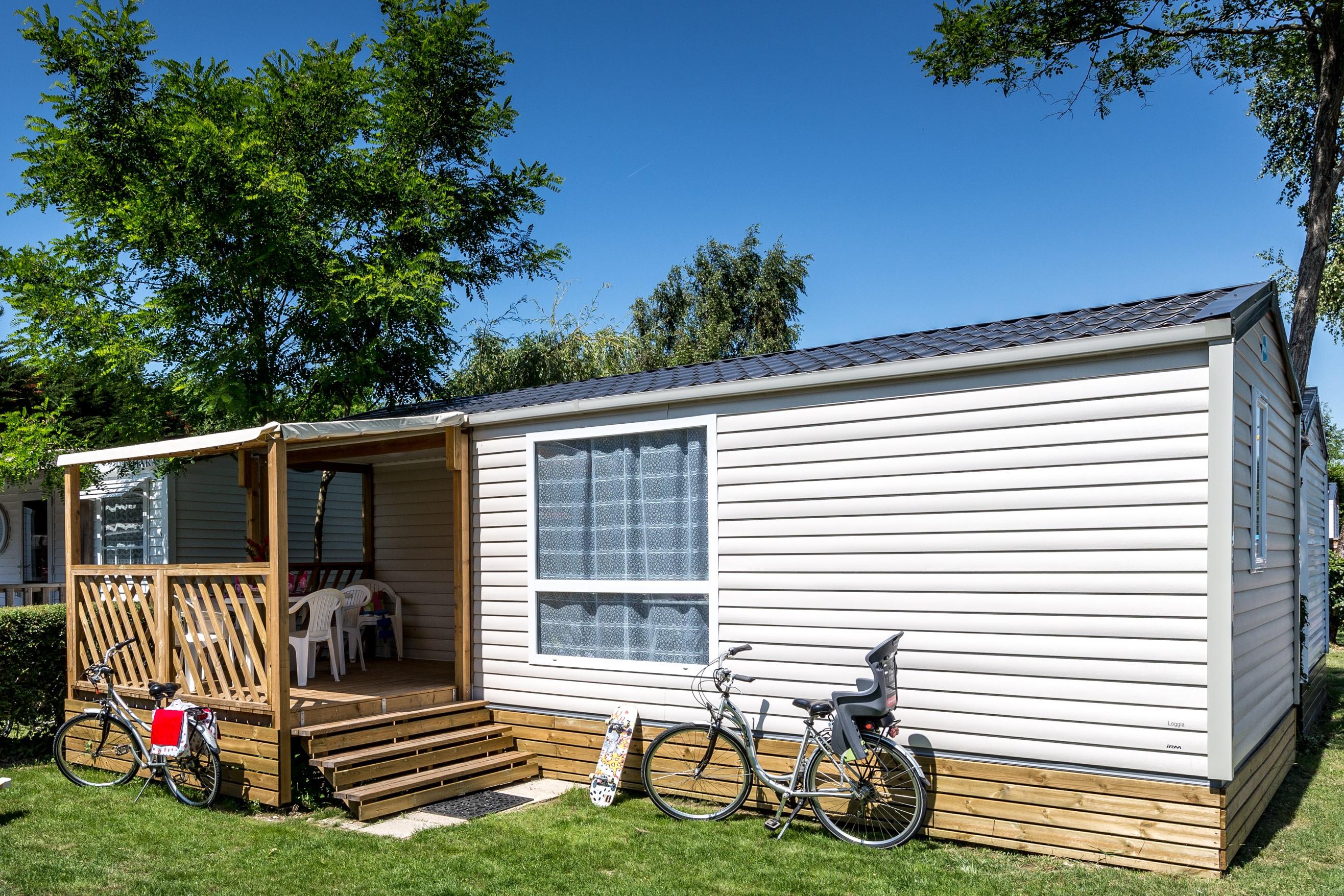Accommodation - Chalet Evasion 2 Bedrooms 27.5M² - Camping Au Pigeonnier