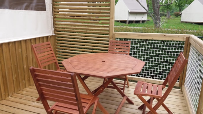 Tenda Palafitta Attrezzata