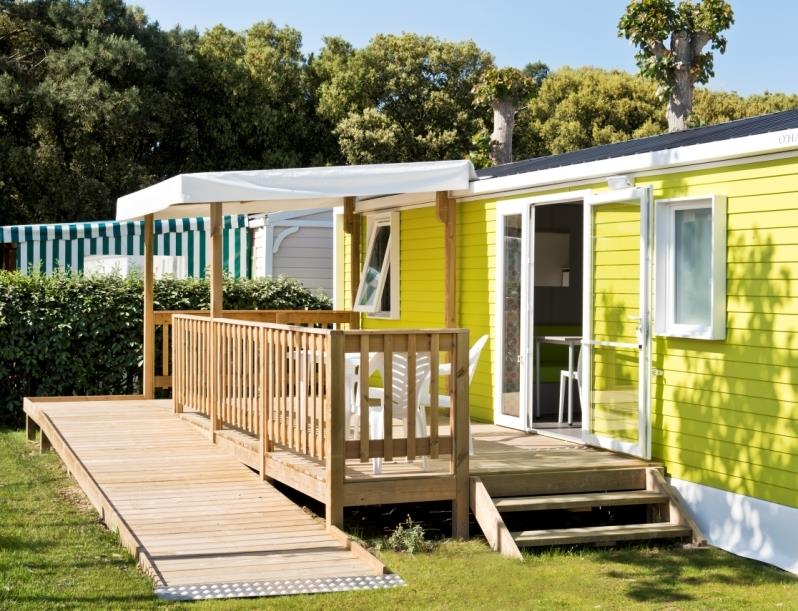 Cottage: 30M² (2 Schlafzimmer), Überdachte Terrasse, Rollstuhlgerecht, Badezimmer, Wc, Fernseher, Klimaanlage Cottage: 30M² (2 Schlafzimmer), Überdachte Terrasse, Rollstuhlgerecht, Badezimmer, Wc, Fernseher, Klimaanlage