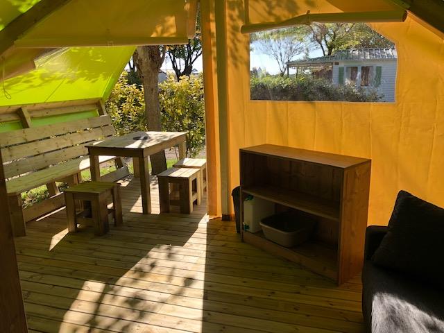 Location - Tente Ecolodge - 4 À 5 Pers - 2 Chambres - Camping du Petit Pont