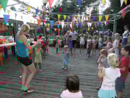 Entertainment organised Camping Le Vianon - Palisse Entertainment organised Camping Le Vianon - Palisse