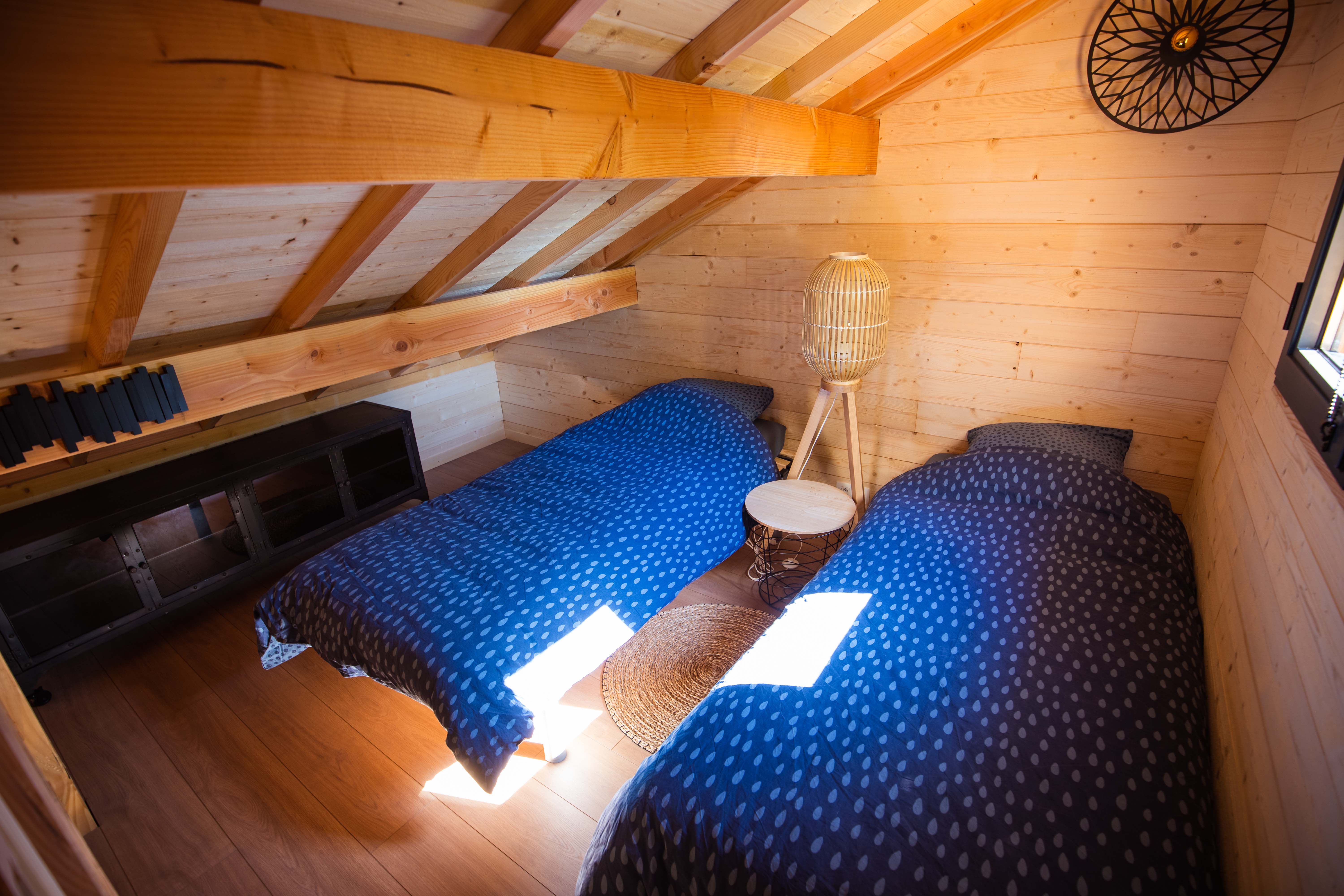 Location - Premium Cabane Dans Les Arbres 30M² Avec Spa Et Terrasse Semi Couverte De 30M² - Flower Camping du Lac de La Chausselière