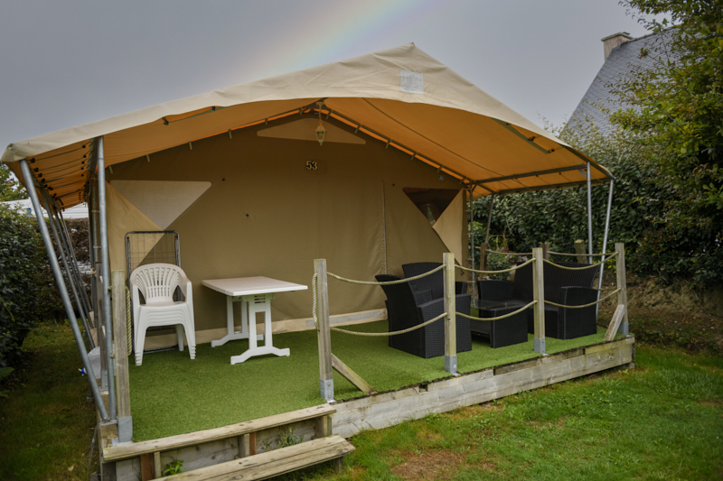 Location - Tente Lodge Canada 2 Chambres - Camping le Kervastard