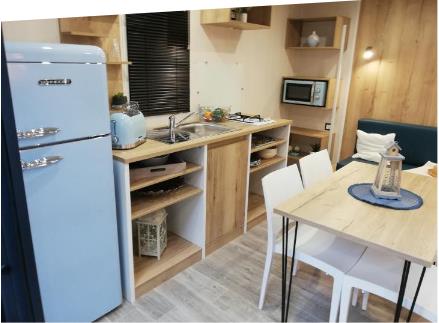Cabanon Nouveauté 2021 (Avec Sdb) 24M² - 2 Chambres + Terrasse 16.5Cm² Cabanon Nouveauté 2021 (Avec Sdb) 24M² - 2 Chambres + Terrasse 16.5Cm²