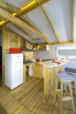 Location - Chalet Sur Pilotis Vue Mer 32M² + Terrasse 10M² - Camping Eleovic