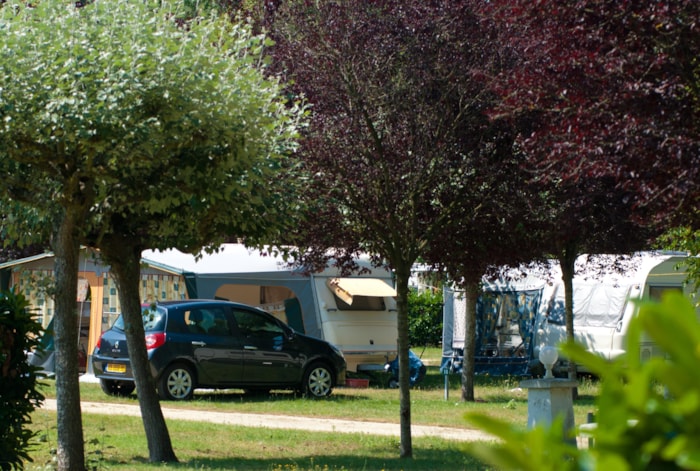 Forfait Emplacement + Véhicule + Électricité 10A