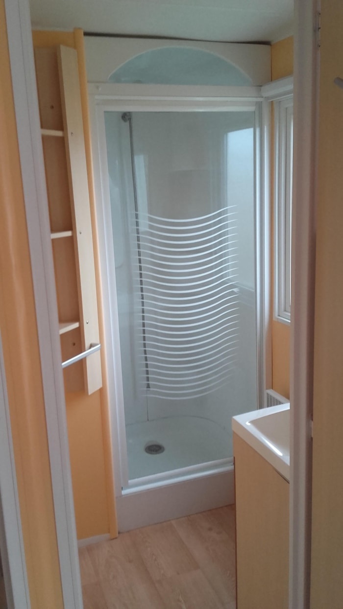 Mobil Home - 2 Chambres (Avec Sanitaires Et Chauffage)