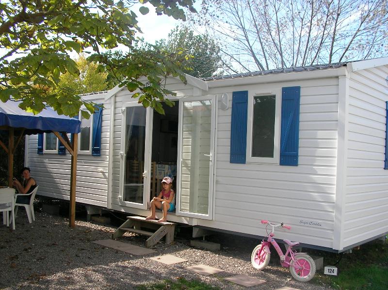 Mobile-Home Confort 32M² - 3 Bedrooms Mobile-Home Confort 32M² - 3 Bedrooms
