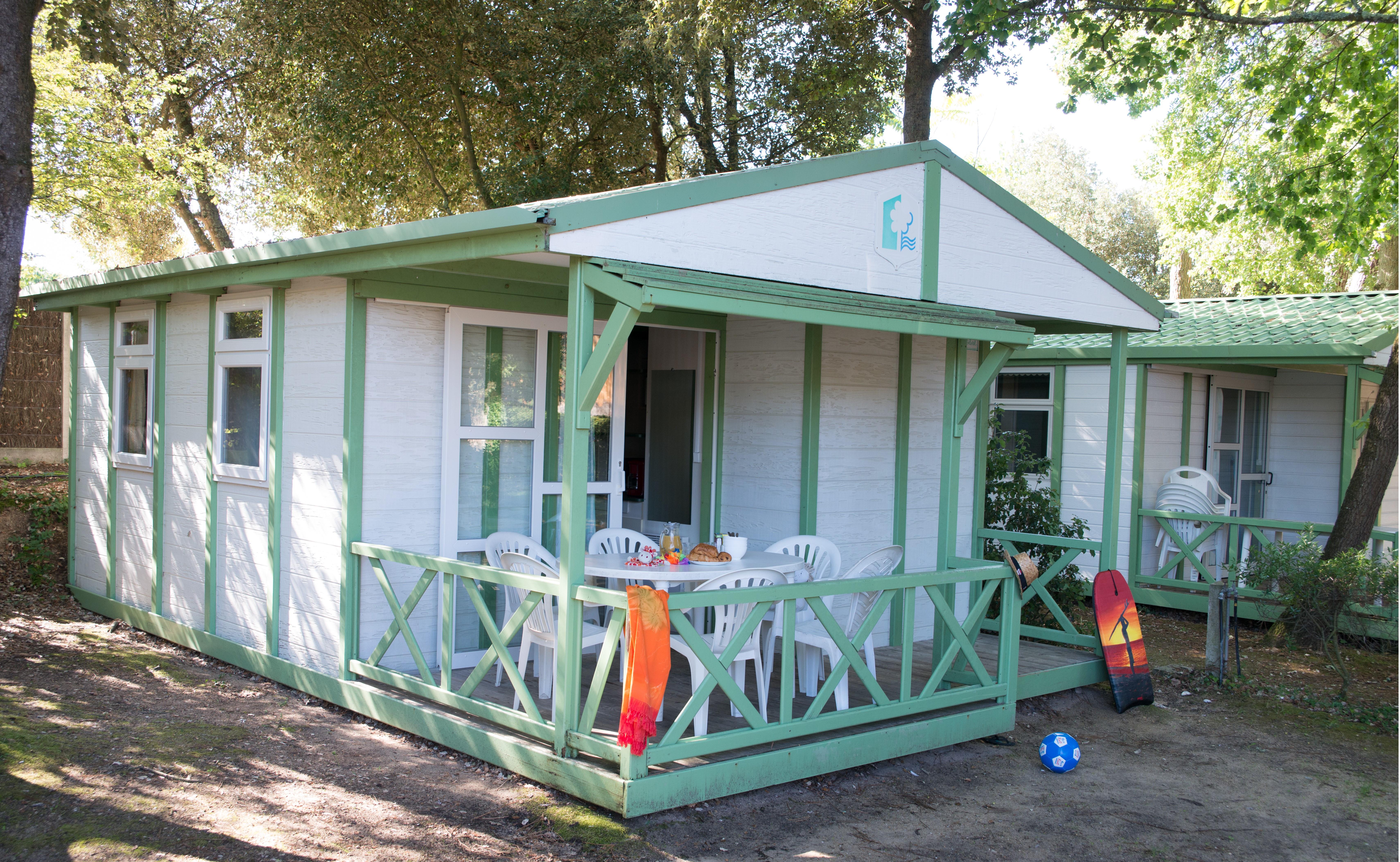 Chalet Club 2 Bedrooms + Sheltered Terrace Chalet Club 2 Bedrooms + Sheltered Terrace
