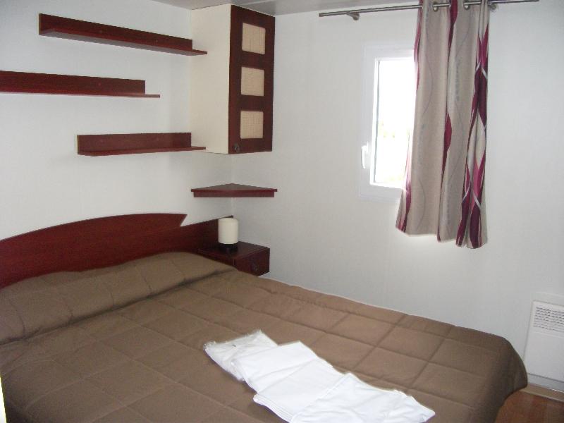 Mobil-Home Zen ( 3 Bedrooms)/Terrace/Tv Mobil-Home Zen ( 3 Bedrooms)/Terrace/Tv