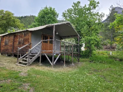 Cabane Lodge Sur Pilotis 34M² 2 Chambres + Terrasse Cabane Lodge Sur Pilotis 34M² 2 Chambres + Terrasse