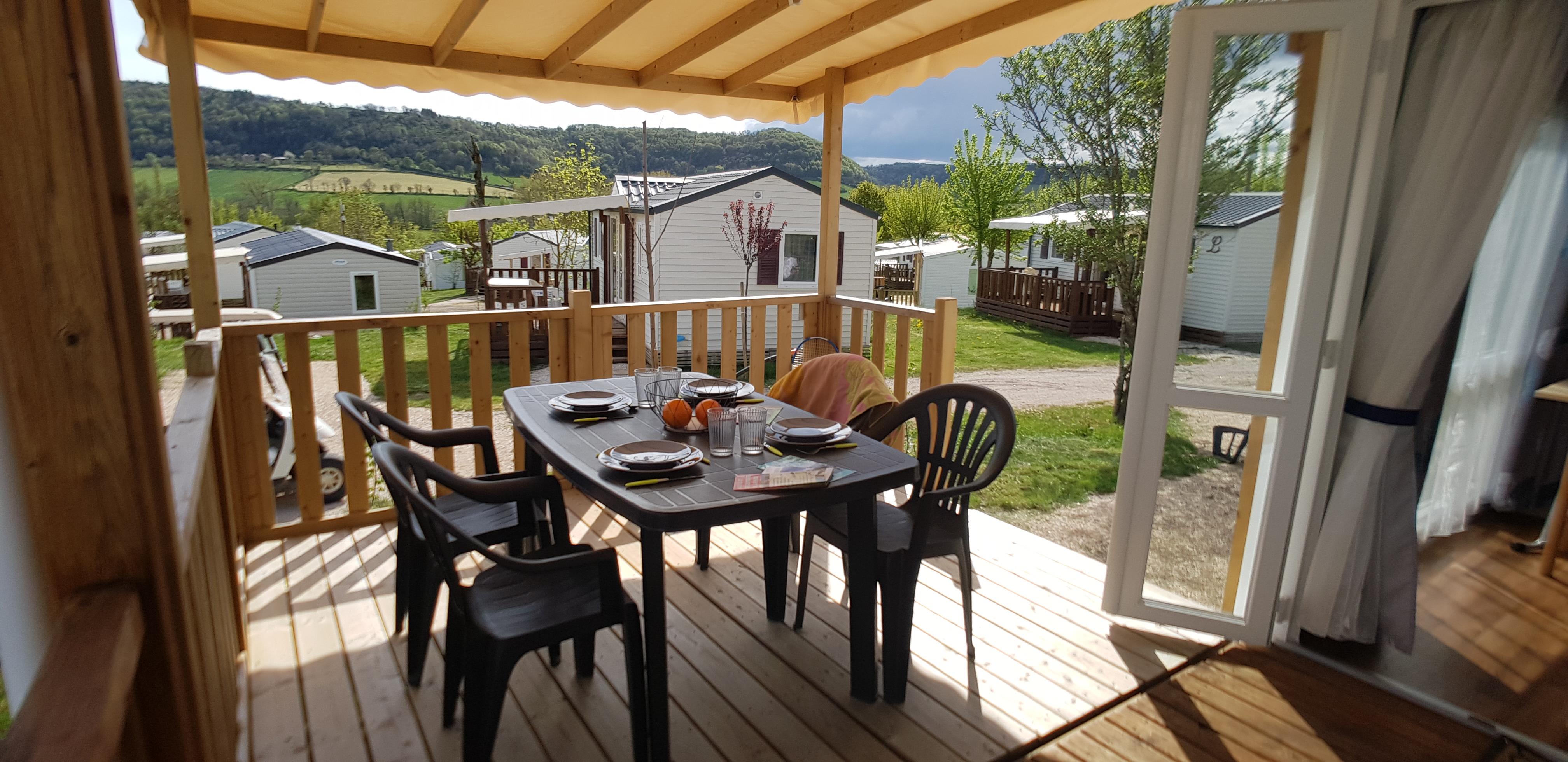 Mobilheim Premium Loggia 30 M² - 2 Schlafzimmer / Terras Mobilheim Premium Loggia 30 M² - 2 Schlafzimmer / Terras