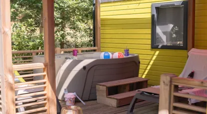 Mobil-Home Duo Premium Jacuzzi 32M² Mobil-Home Duo Premium Jacuzzi 32M²