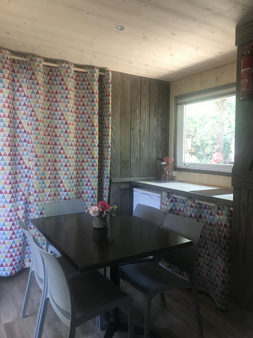 Location - Cabane 17 M² - 2 Chambres - Camping Les Casteillets