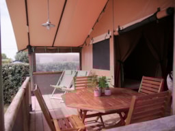 Location - Tente Lodge Luxe 30 M² (Avec Sanitaires) - Camping Le Transat