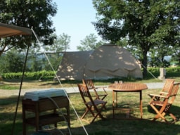 Location - Grande Tente Luxe Karsten Sans Sanitaires (Lits Faits À L'arrivée Sans Supplément) - Camping Le Plô
