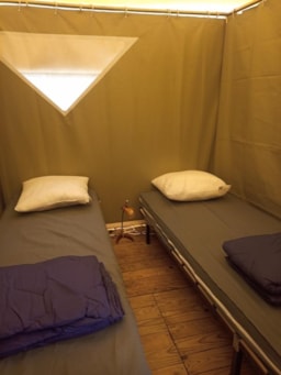Location - Tente Etape Prête À Dormir 2 Chambres Sans Sanitaires - Camping Au Bord de Loire