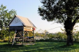 Location - Bivouac Sur Pilotis Prête À Dormir 1 Chambre Sans Sanitaires - Camping Au Bord de Loire