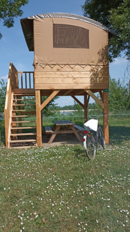 Location - Tente Baroudeur Cabanon 3 Pers. - Camping Au Bord de Loire