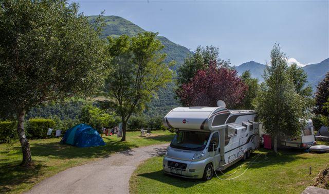 Pitch - Emplacement Confort+ B.Electrique 3A - Sites et Paysages Pyrénévasion