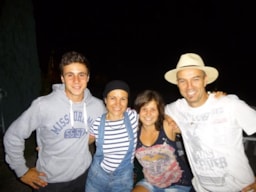 Reception team Camping Le Mouretou - Valleraugue Reception team Camping Le Mouretou - Valleraugue