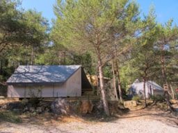 Location - Lodge - Tente Sahari 25M² - 2 Chambres Avec Sanitaires - Camping La Grangeonne