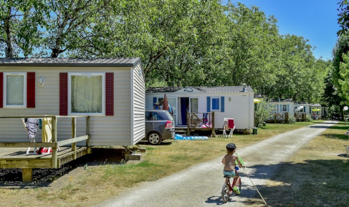 Mobilhome Horizon 2 Chambres ( Ombragé Par Une Rangée D'arbres )
