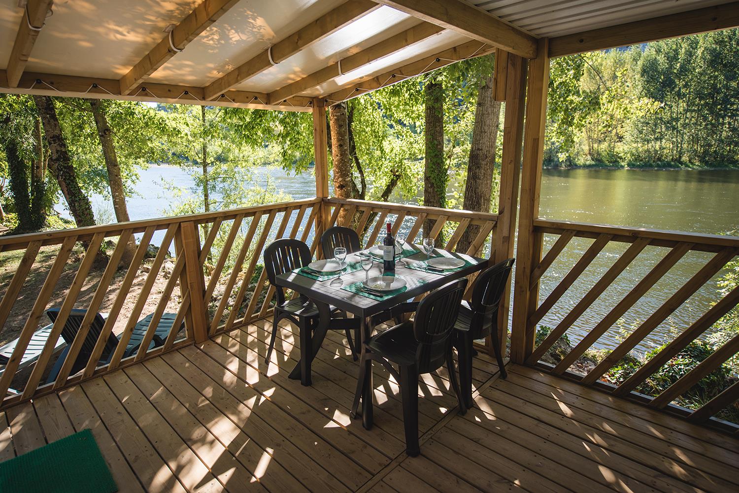 Mobilhome Grand Large Bord De Rivière Dordogne Mobilhome Grand Large Bord De Rivière Dordogne