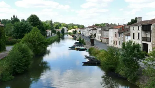 Camping in Deux-Sèvres - CampingDirect