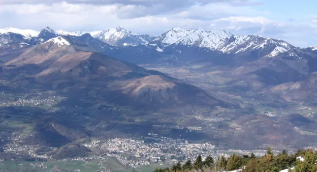 Axel takes you to the Pyrénées mountains - CampingDirect - Image n°1