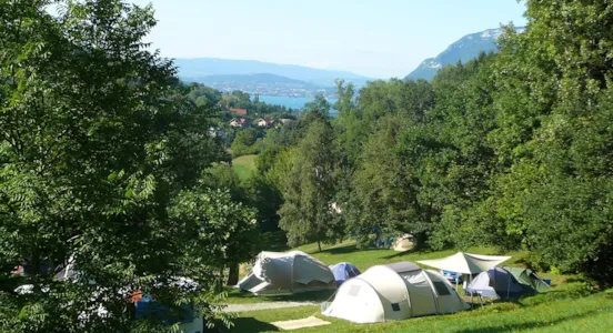 Camping in der Haute-Savoie - CampingDirect - Bild n°1