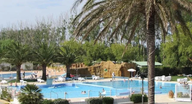 Discover Costa Brava from a campsite with Marion - CampingDirect - Image n°1