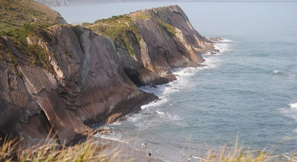 Camping surf en el País Vasco - IberiCamp - Imagen n°1