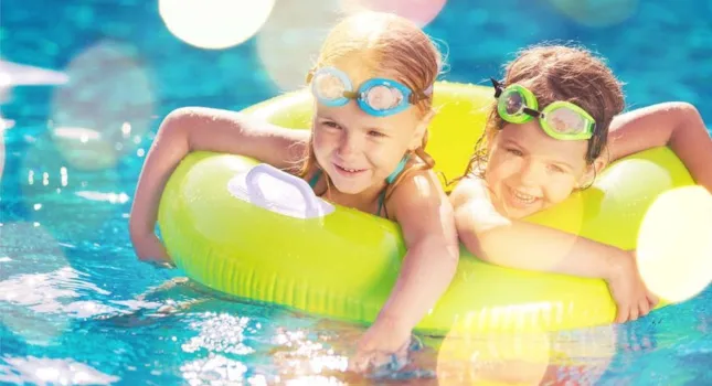 Campsites with pool - CampingDirect - Image n°2