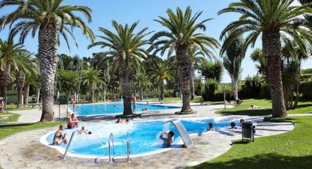 Camping 5 étoiles avec piscine en Espagne - CampingDirect - Image n°2