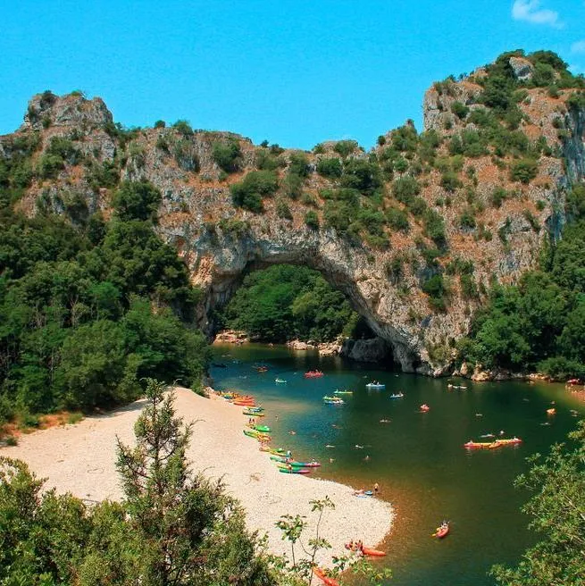 Gole dell'Ardèche, alla scoperta dei migliori campeggi - AlCampeggio - Immagine n°1