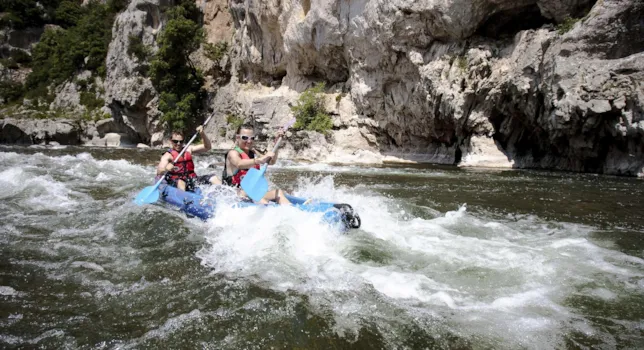 Biertje drinken in de Ardèche - CampingDirect - Afbeelding n°1