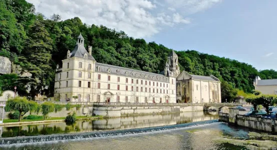 Camping in Dordogne - CampingDirect - Image n°1