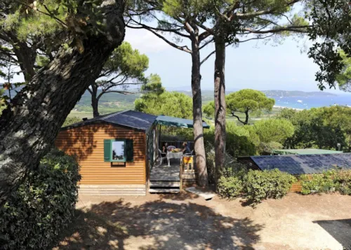 Camping dans le Var en bord de mer - CampingDirect