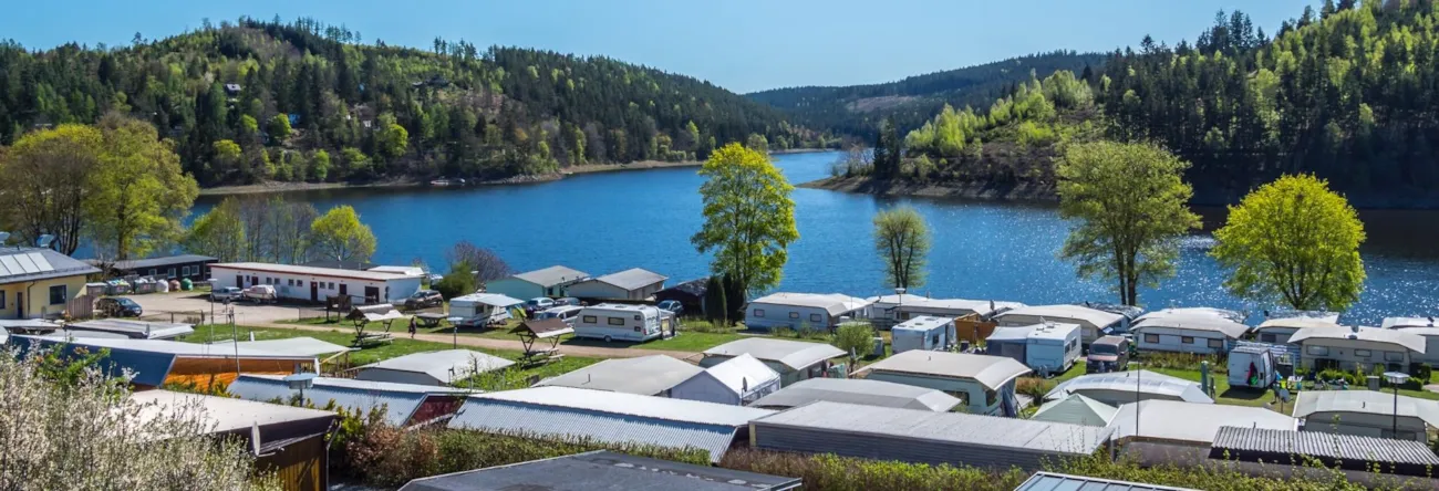 Campingplatz an der Bleichlochtalsperre in Thüringen